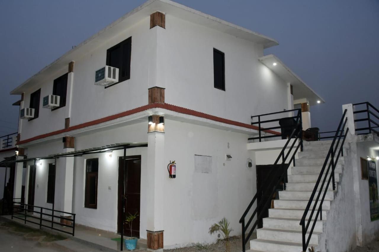 Corbett Bhavesh Home Stay Jhirna Room photo